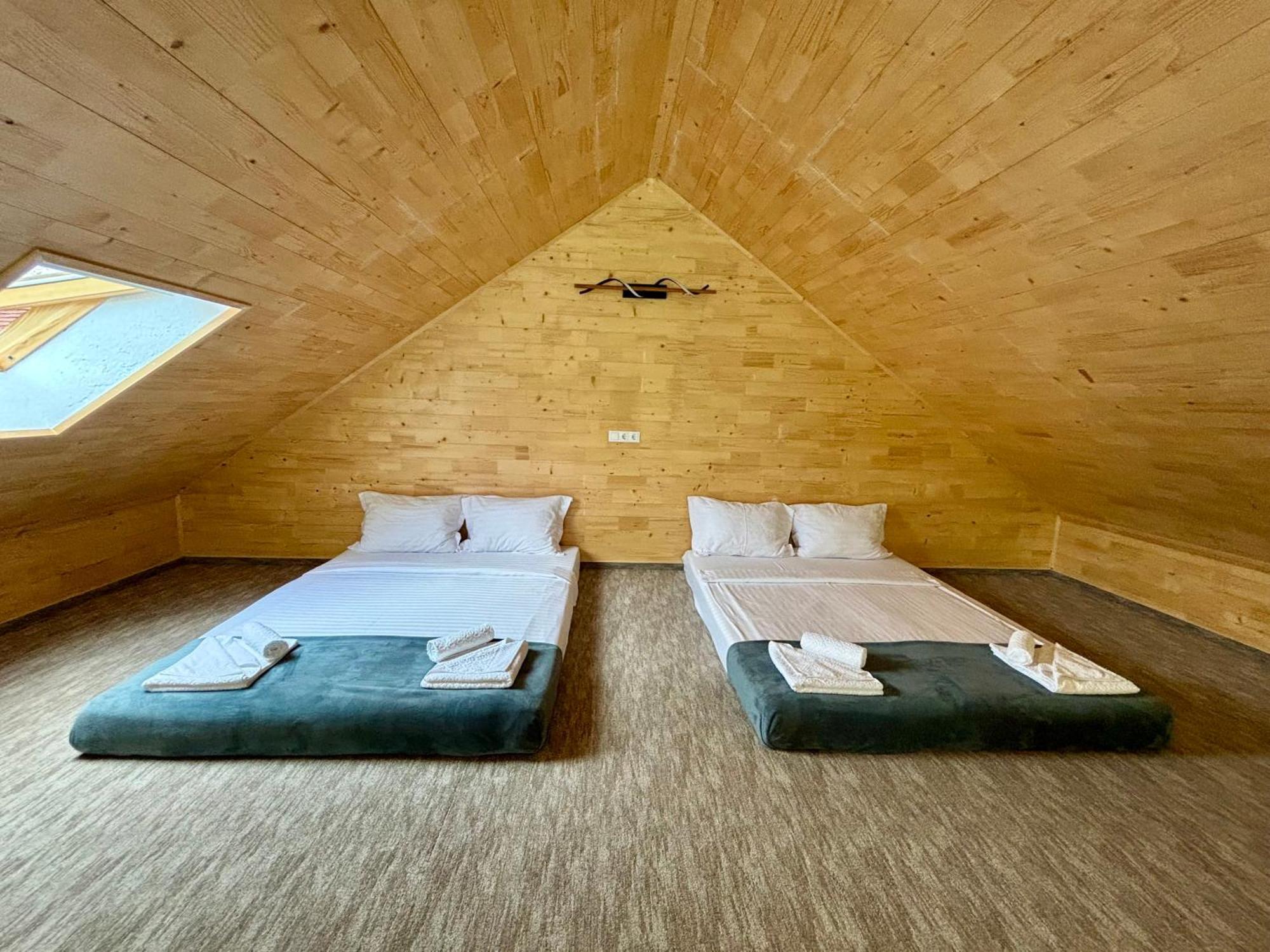 Casa Tinca 2 Villa Izvoru Mureşului Екстериор снимка